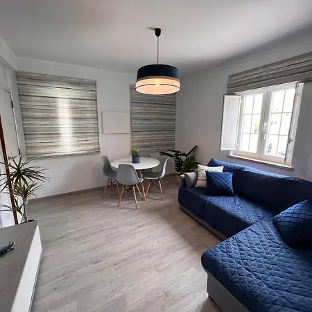 Golden House * Σεσίμπρα