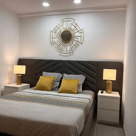 Golden House * Sesimbra